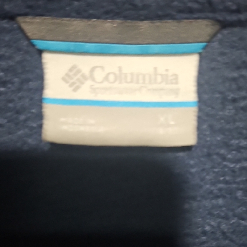 Columbia Two-Tone Blue Jacket - Picture 2 of 3